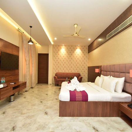 Hotel Shyamleela Khātu Exteriér fotografie