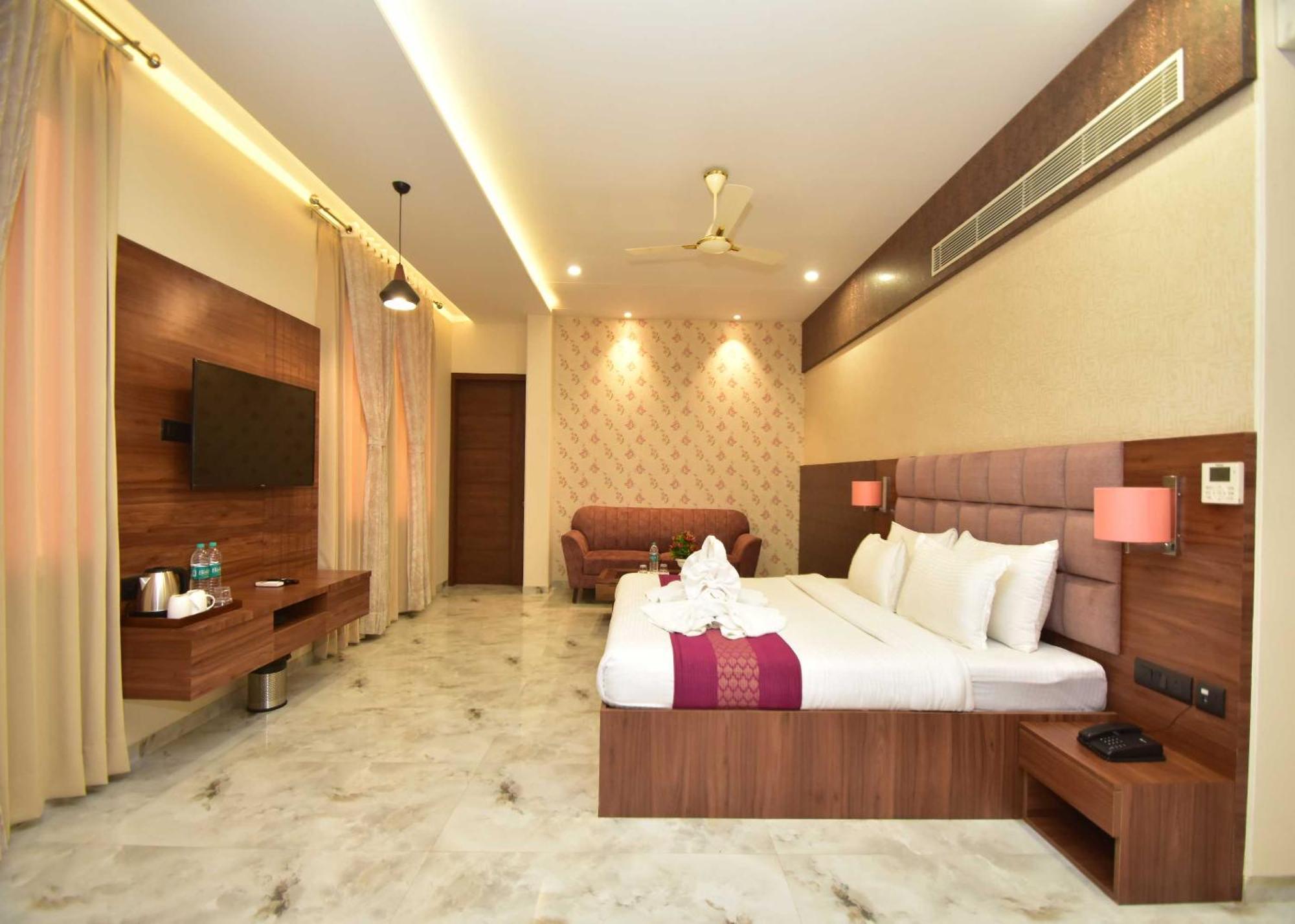 Hotel Shyamleela Khātu Exteriér fotografie