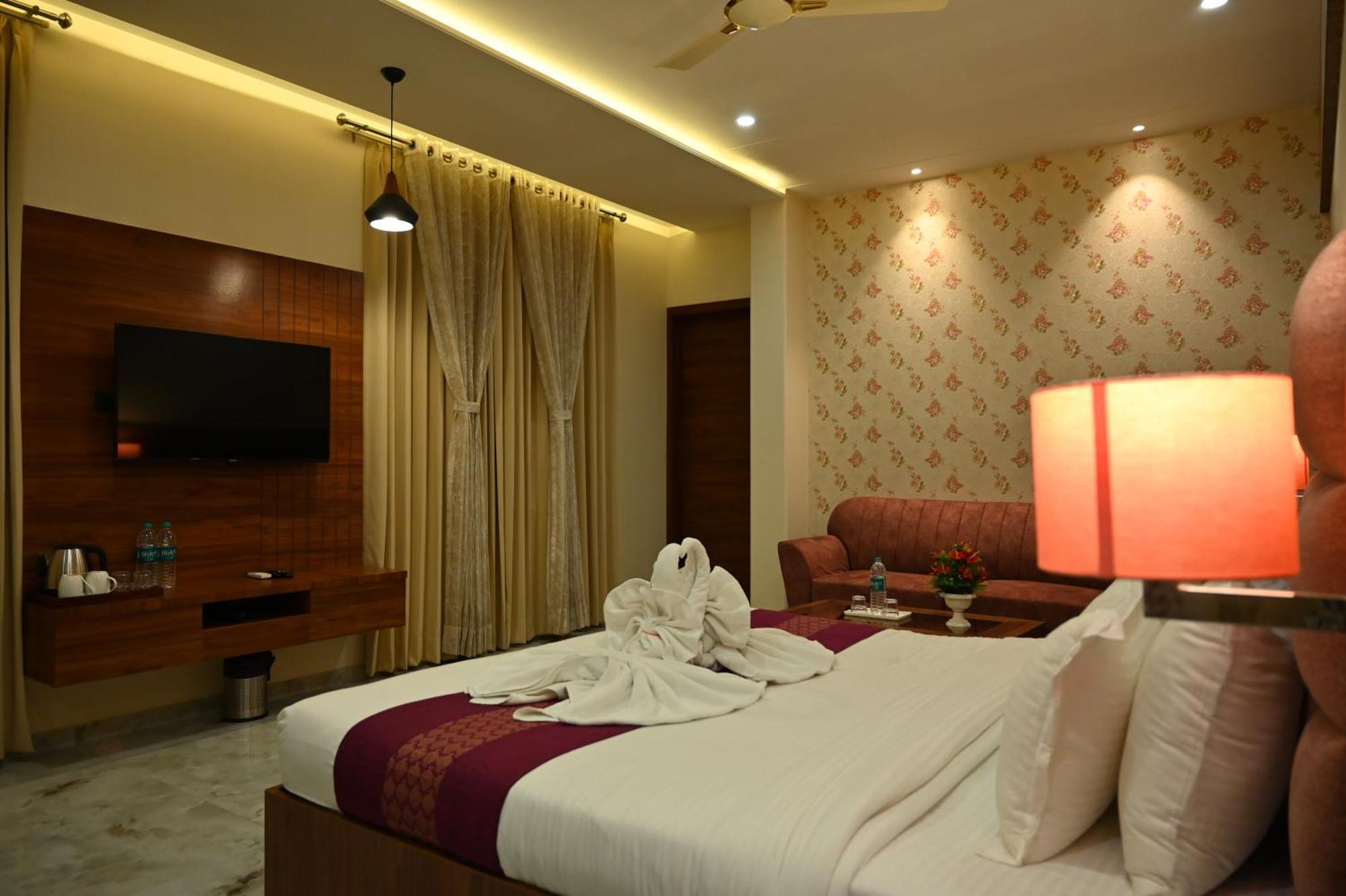 Hotel Shyamleela Khātu Exteriér fotografie
