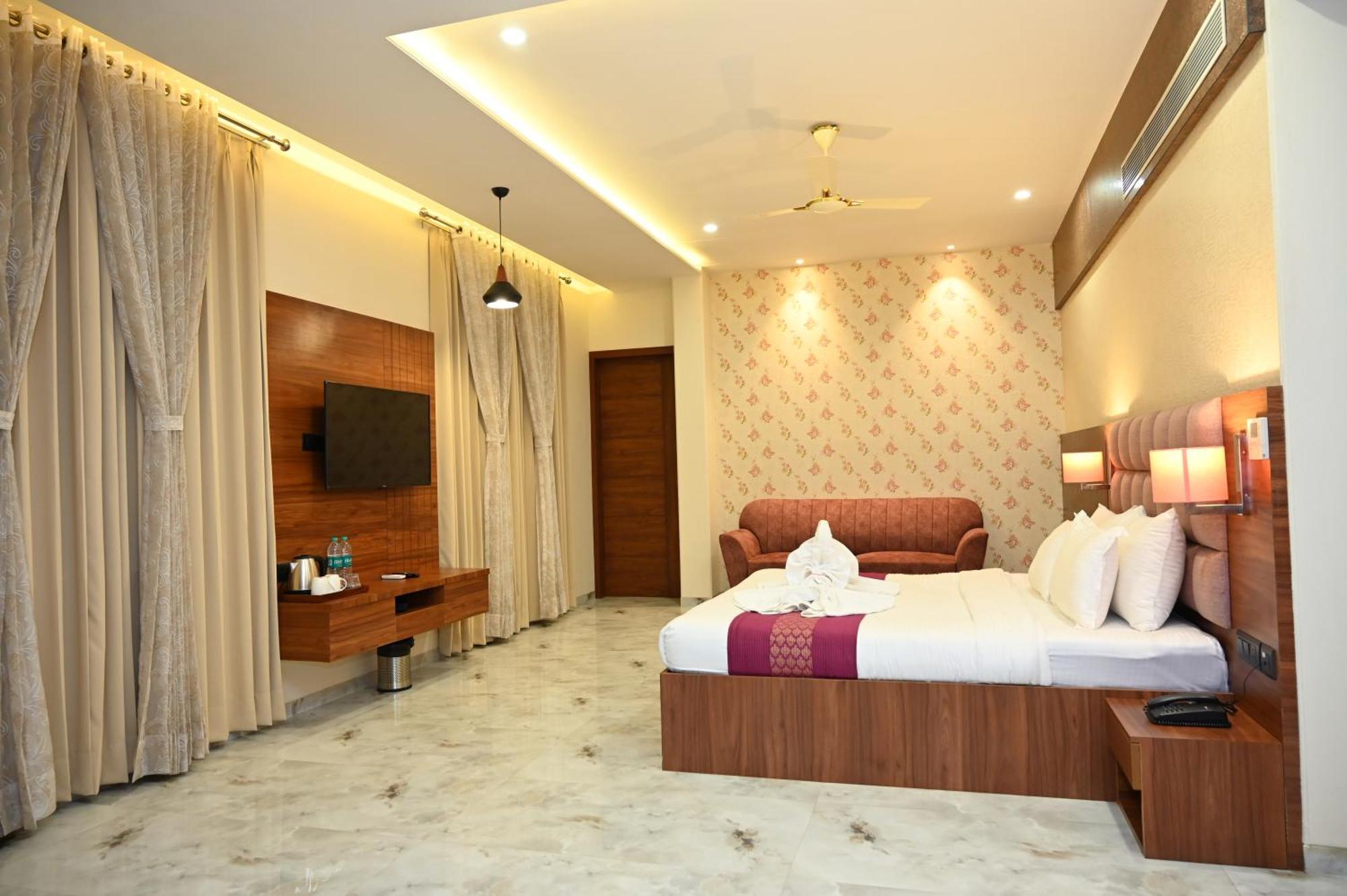 Hotel Shyamleela Khātu Exteriér fotografie